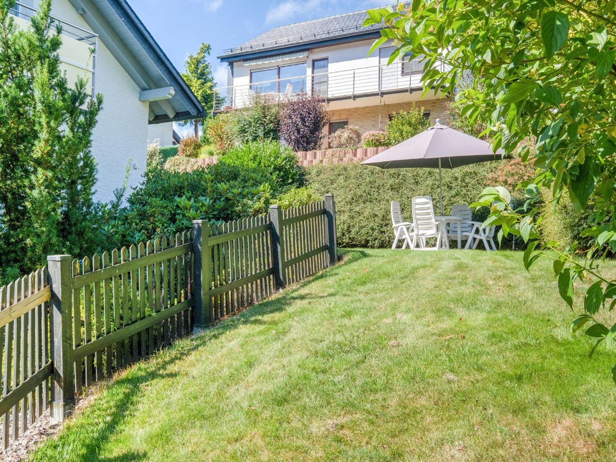 Modern Apartment In Schwalefeld With Garden Willingen  Exterior photo